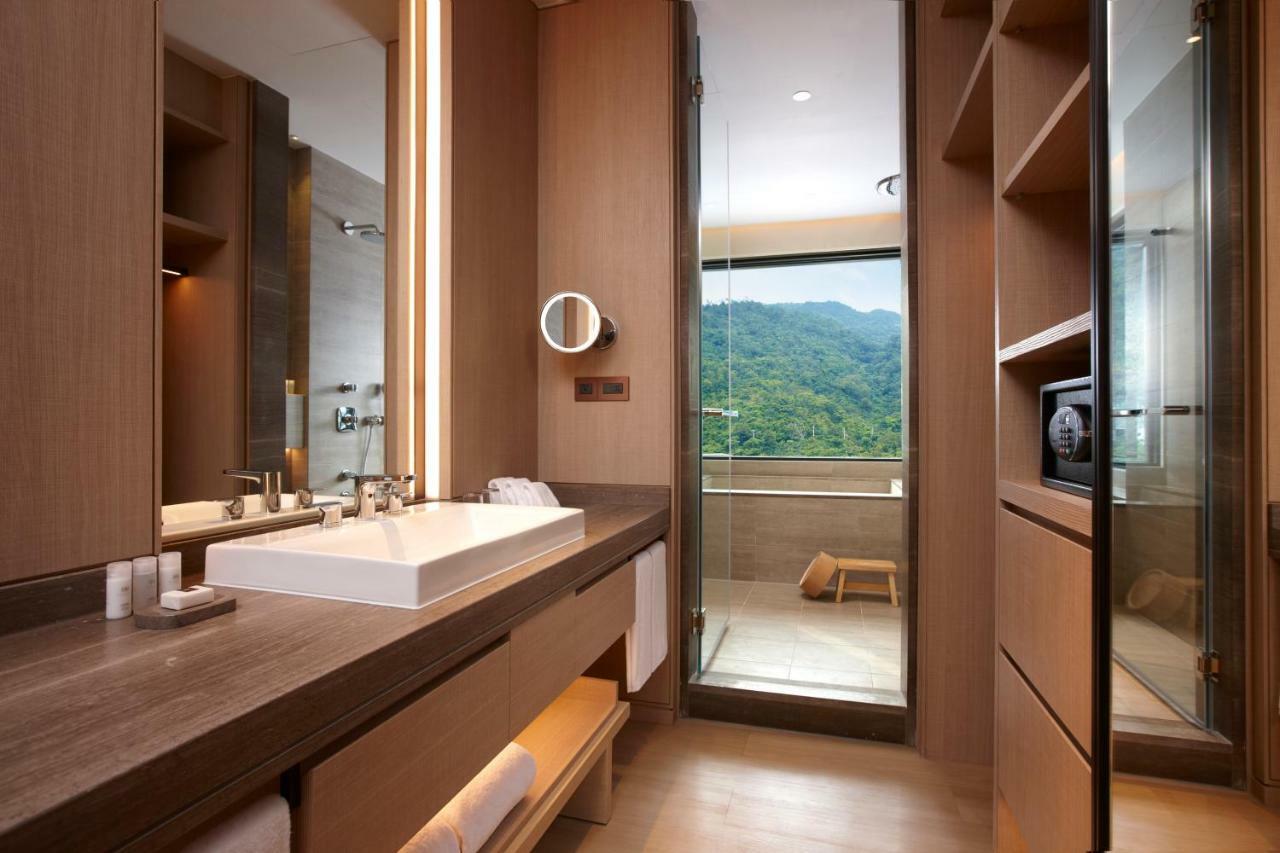 Mu Jiaoxi Hotel Exteriér fotografie Bathroom